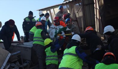 Rizeli Madenciler Kahramanmaraş’ta 11 Kişiyi Enkazdan Kurtardı