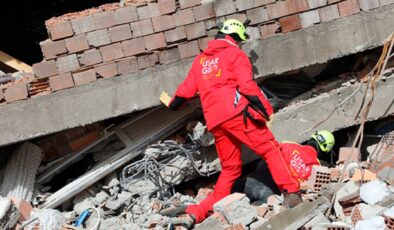 Yabancı kurtarma ekipleri deprem bölgesinde çalışmalarını sürdürüyor