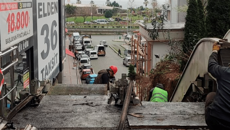 Rize’de ‘Yürümeyen Merdiven’ Sökülüyor