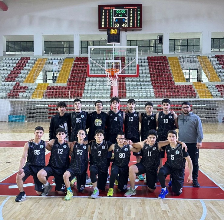 iyiderespor-u16-erkek-basketbol-takimi-2.jpg