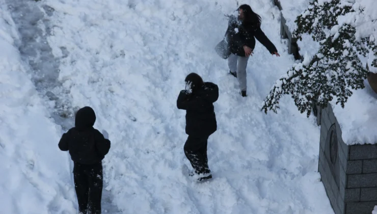 Samsun’da 4,5 günlük eğitim arası sona erdi