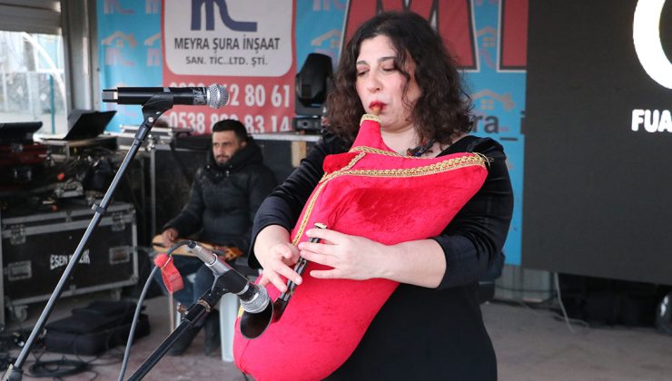 “Tulumcu Filiz” 17 yıldır Karadeniz ezgilerini dinleyenleriyle buluşturuyor