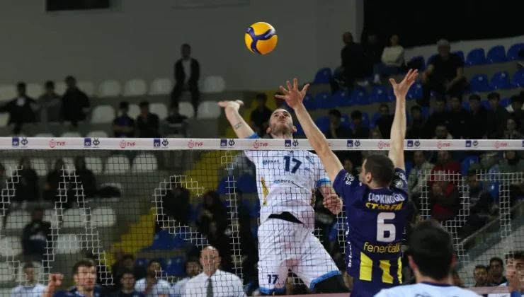 2025 Erkekler Axa Sigorta Kupa Voley: Fenerbahçe:3 Arkas Spor:1