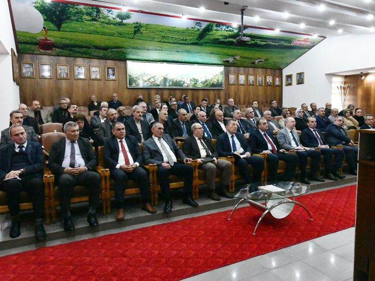 caykurdan-basarili-fabrika-mudurlerine-odul-53.jpg