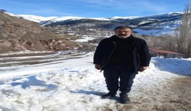 Evinde çıkan yangında yaşamını yitirdi