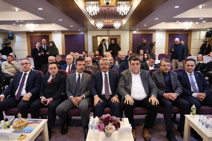 kackar-by-utmb-bilgilendirme-toplantisi-ve-teknik-destek-programi-imza-toreni-gerceklestirildi-2.jpg