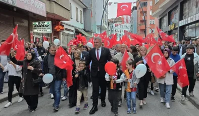 19 Mayıs Atatürk’ü Anma, Gençlik ve Spor Bayramı yürüyüşü düzenlendi