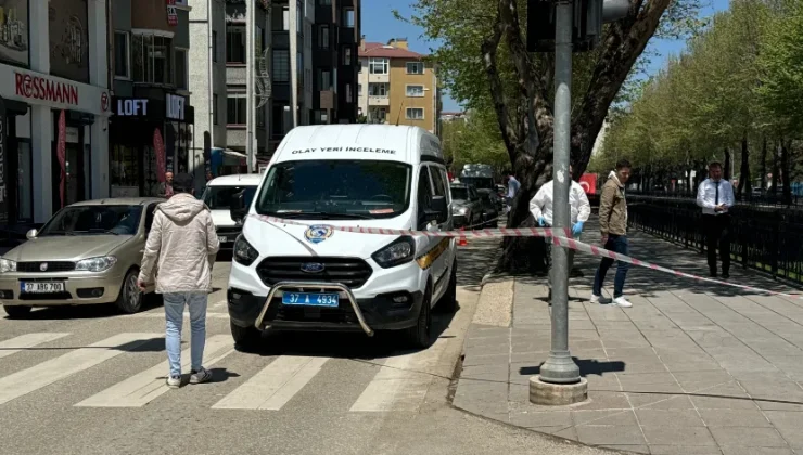 Husumetli olduğu kişiye sokak ortasında ateş eden şüpheli gözaltına alındı