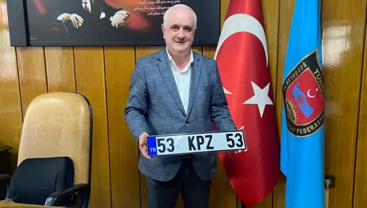 Rizespor taraftarlarına özel plaka: 53 CRS