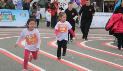 Samsun’da ‘Çocuk Maratonu ve Festivali’ düzenlendi