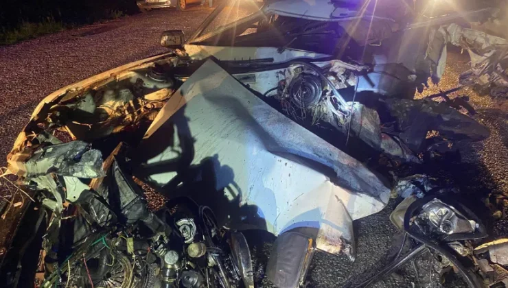 Tokat’ta iki otomobil kafa kafaya çarpıştı: 1 ölü, 2 yaralı