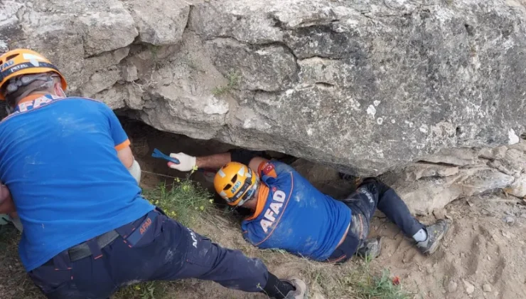 Tokat’ta, kaçak kazı yaparken üzerine devrilen kayanın altında can verdi