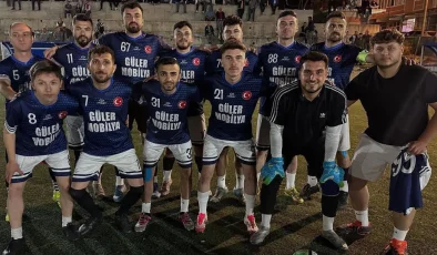 250 bin liralık turnuva gelirini köydeki camiye bağışladılar