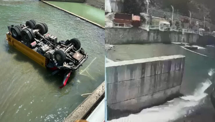 Kamyon dereye uçtu, kaza anı kamerada