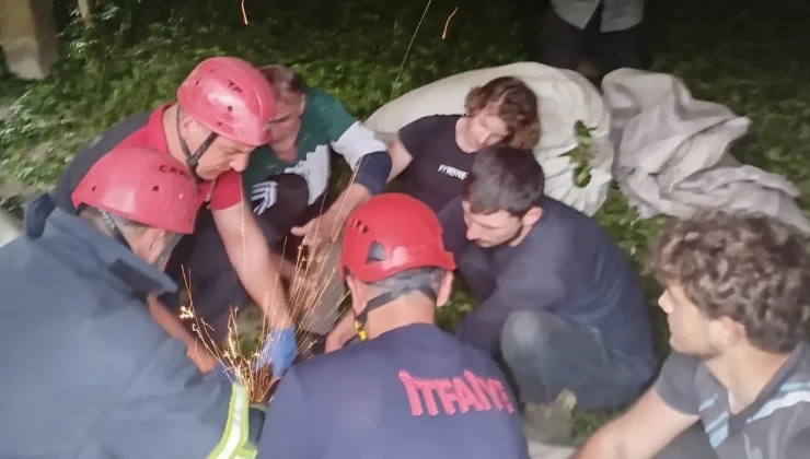 Rize’de ayağına dirgen saplanan kişi yaralandı