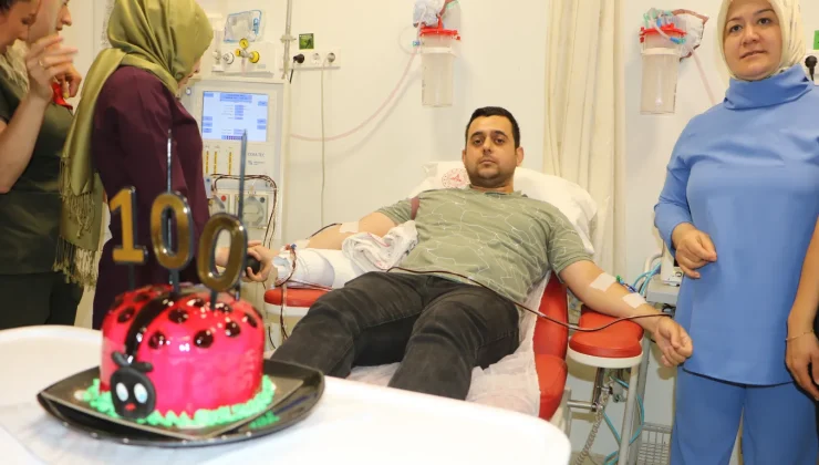 Samsun’da 100’üncü donör onuruna pasta kesildi