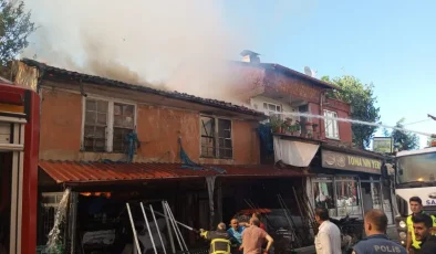 Samsun’da fırında çıkıp evlere de sıçrayan yangın korkuttu
