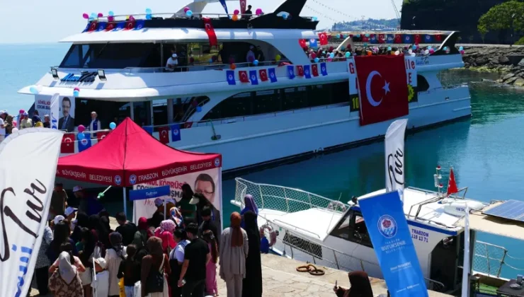 Trabzon’da çocuklar için gemi turu düzenlendi