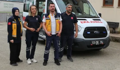 Ürettiği balın lezzetine kandı, deli bal hastanelik etti