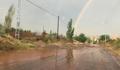 Çorum’da sağanak nedeniyle dereler taştı