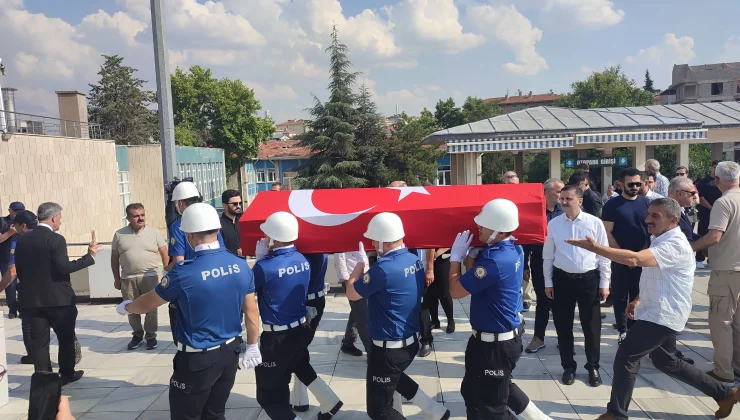 Rizeli Eski Bitlis Valisi Karaömeroğlu, Ankara’da son yolculuğuna uğurlandı