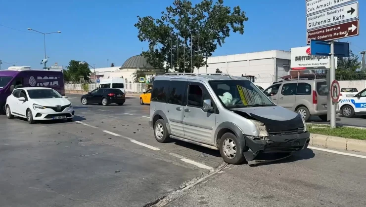 Samsun’da hafif ticari araç otomobille çarpıştı: 1 yaralı