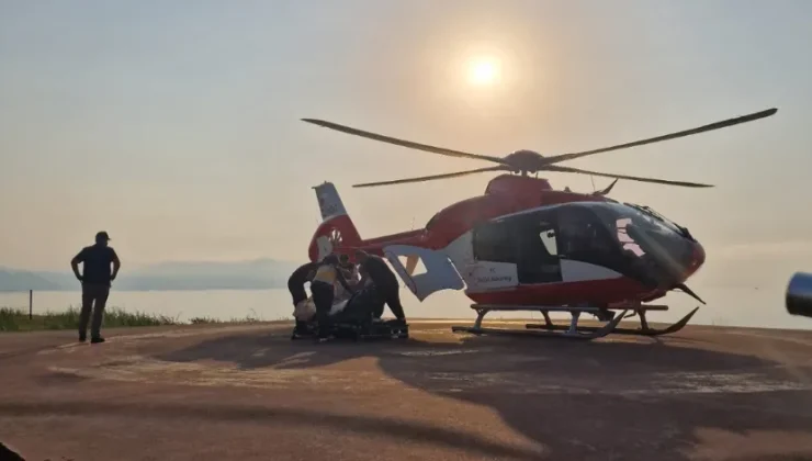 Trabzon’da ambulans helikopter, yaylada rahatsızlanan kadın için havalandı