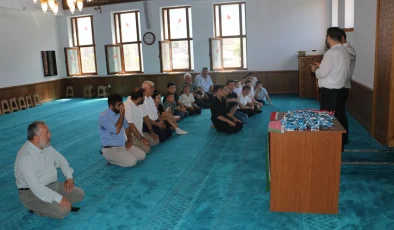 Of’ta yaz Kur’an kursunda başarılı olan öğrenciler ödüllendirildi