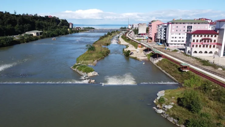 Rize’de yeni nesil rafting sporcuları kıyasıya yarışacak